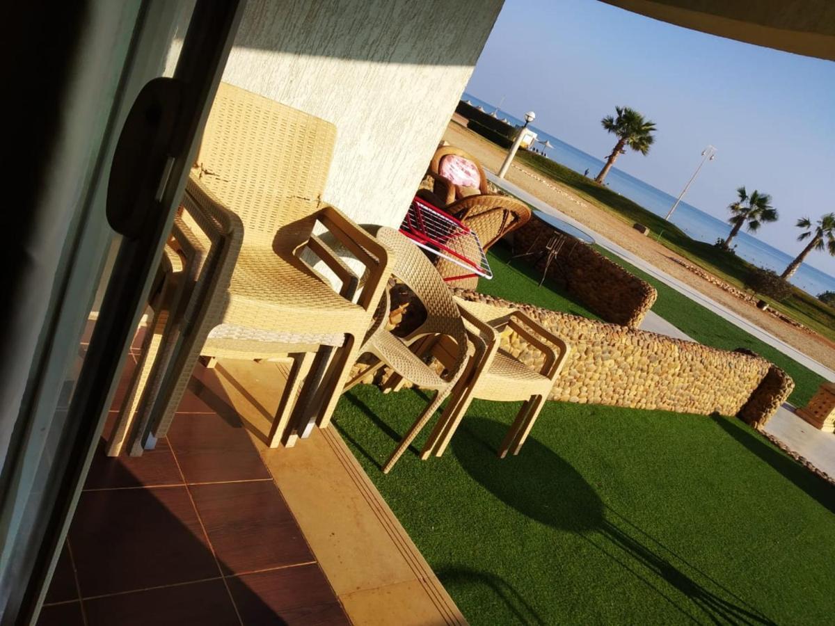 Seaview Chalets In Porto South Beach - Families Only Ain Sukhna Exterior photo
